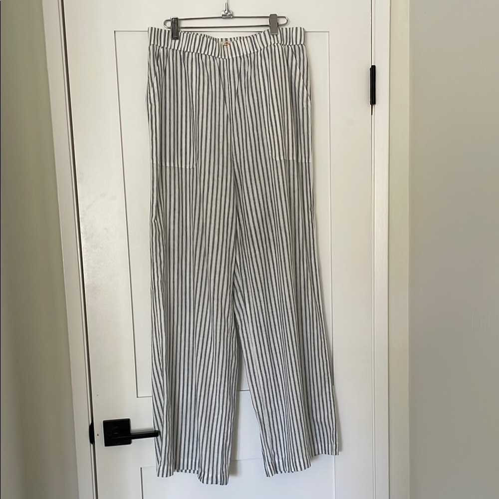 Marine Layer White and Navy Wide Leg Pants
